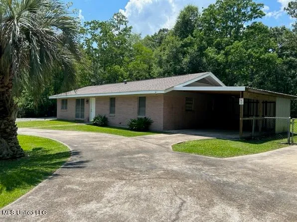 12467 N Oaklawn Ln, Biloxi, MS 39532