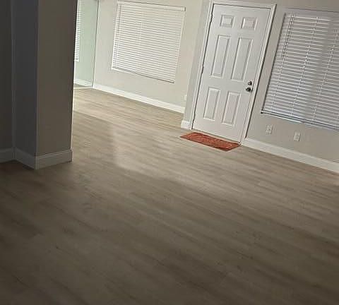 4th image of 4201 N 20th St Unit 137