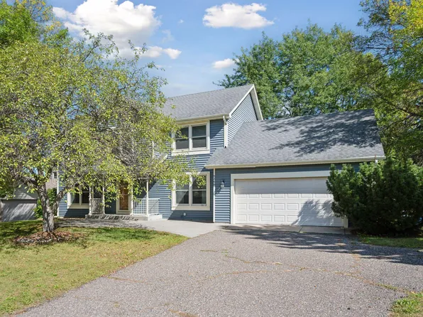 9368 Chesshire Ln N, Maple Grove, MN 55369