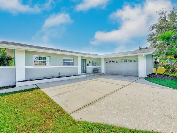 7195 Augusta Blvd, Seminole, FL 33777