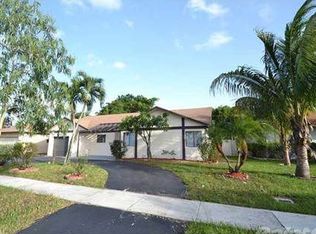 9708 Carousel Cir S, Boca Raton, FL 33434