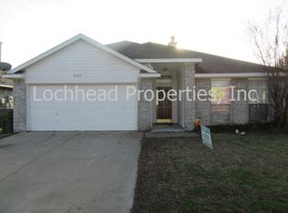 4829 Grovewood Dr, Garland, TX 75043