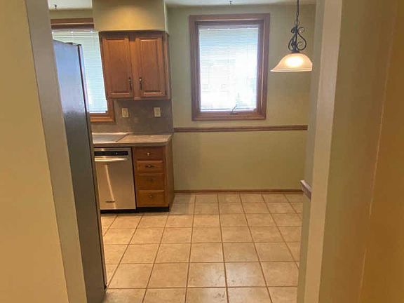5th image of 11105 Kirby Dr
