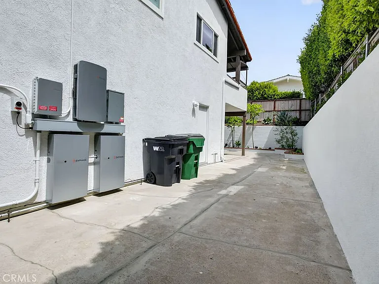 720 Emerald Bay — Photo 40