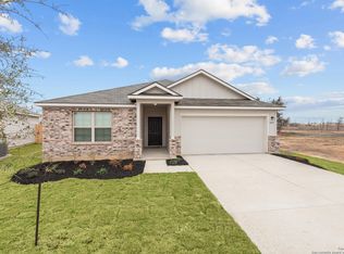 3035 Selhurst St, Converse, TX 78109