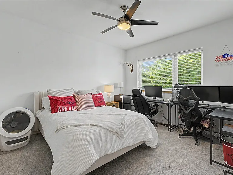175 W Martin Luther King Blvd — Photo 15