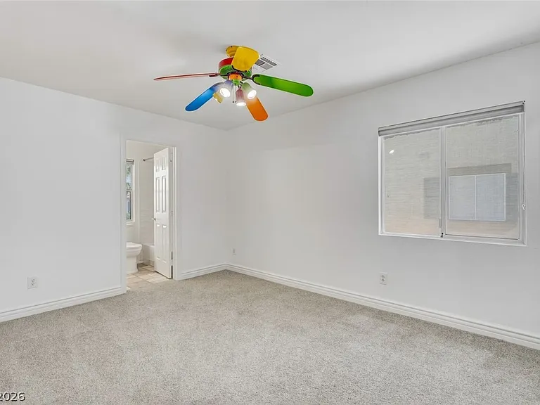 3034 Carbondale St — Photo 33
