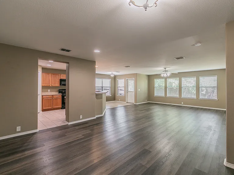 4521 Sheldon Trl — Photo 14