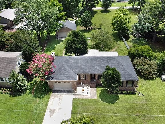 2nd image of 120 Mortons Lake Rd