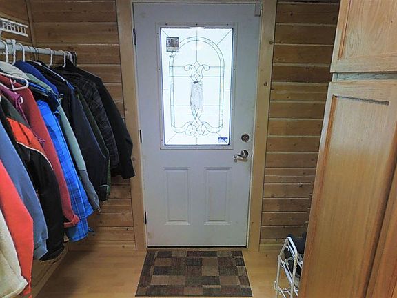 5th image of 173 Wilderness Dr