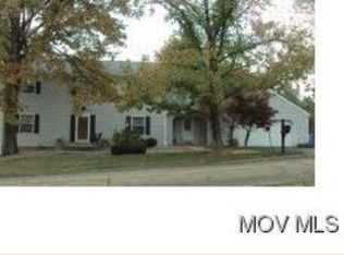 231 N Hills Dr, Parkersburg, WV 26104