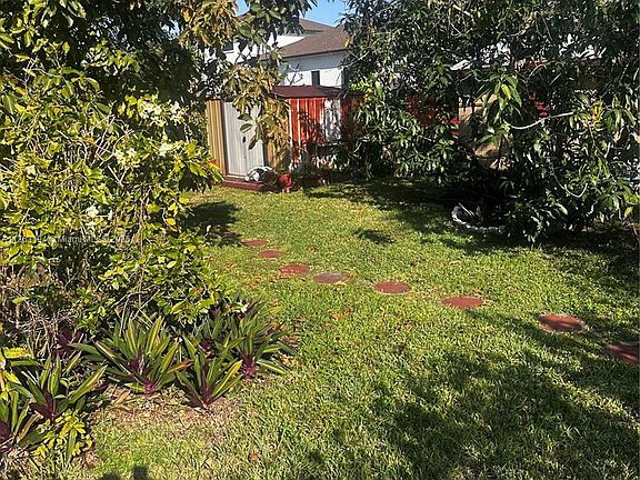 5th image of 1912 NW 24th Ave
