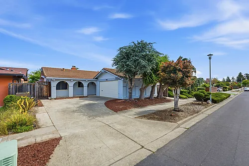 3305 Fir Ave Photo 1