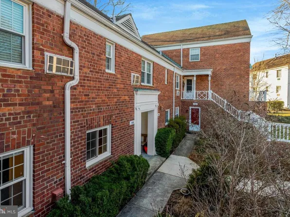1538 Mount Eagle Pl, Alexandria, VA 22302