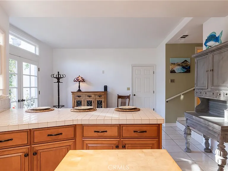 24421 Santa Clara Ave — Photo 6