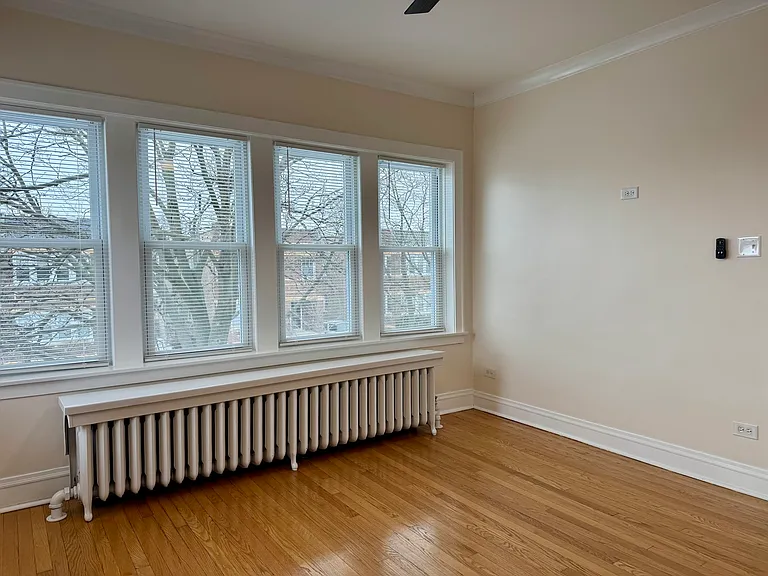 2125 Wesley Ave #2 — Photo 3