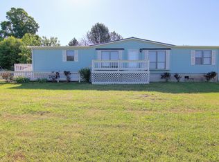 372 Red Pond Rd, Sweetwater, TN 37874