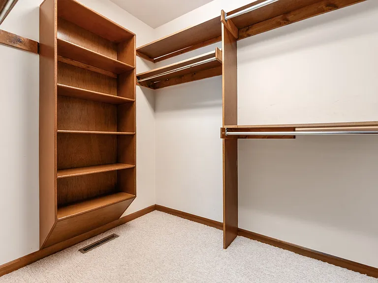 100 E Dublin Granville Rd #1 — Photo 8