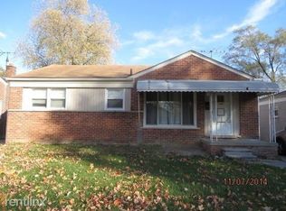525 Greenwood St, Inkster, MI 48141