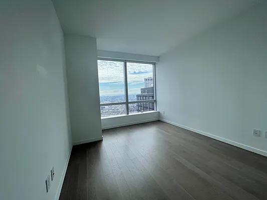 Rented by E Realty International Corp | media 45