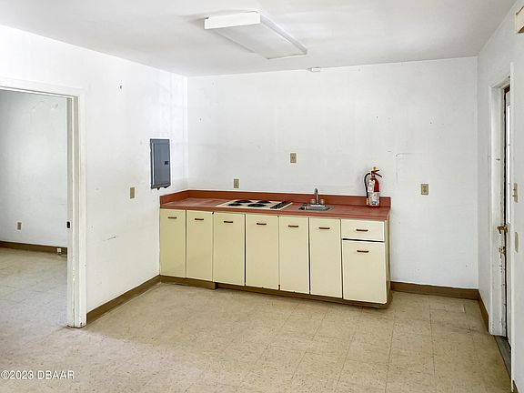 5th image of 703 Avenue A