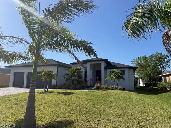 3724 SW 3rd St, Cape Coral, FL 33991