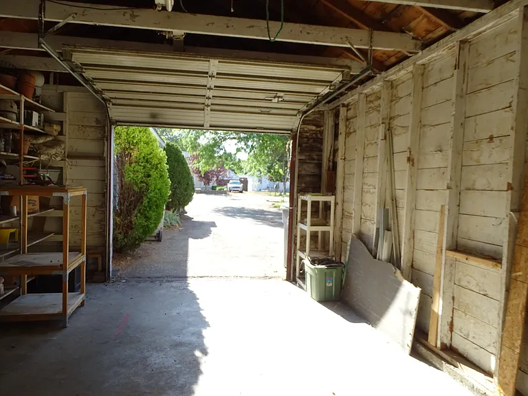 2020 S Euclid Ave — Photo 17