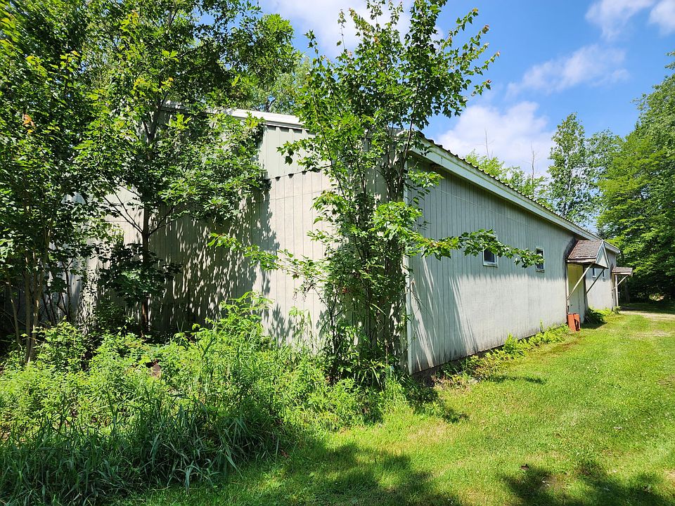 2nd image of 165 Valview Drive