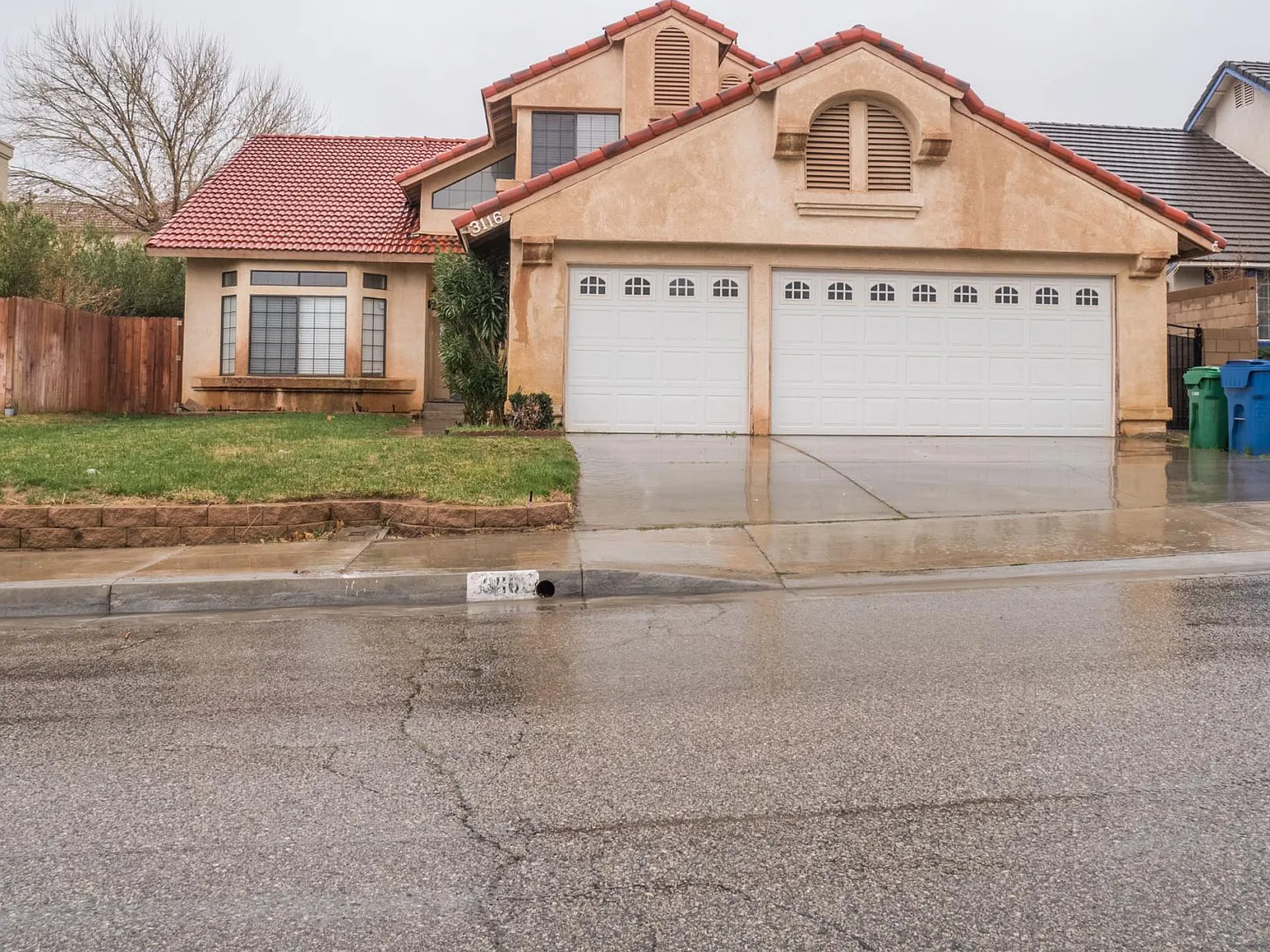 3116 Wellington Dr — Photo 1