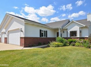 490 Jefferson Dr, Kewaskum, WI 53040
