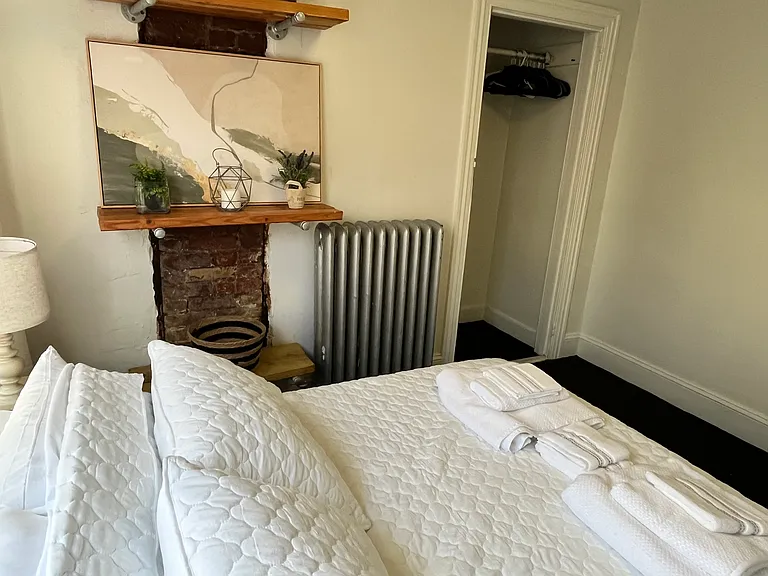 4327 Cresson St — Photo 9