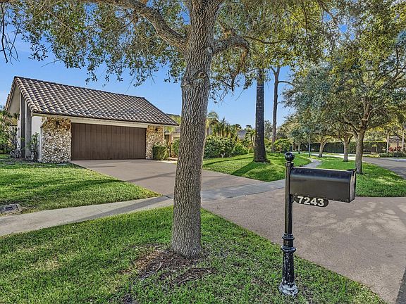 2nd image of 7243 ENCINA Lane