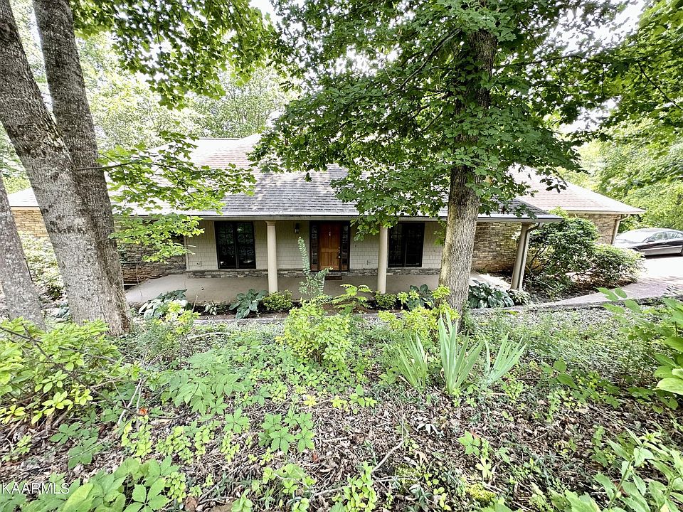 1st image of 236 E Leatherwood Dr