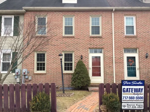 8 Hilldale Dr, Ephrata, PA 17522