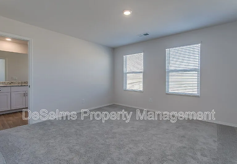 2206 Yearling Dr — Photo 13