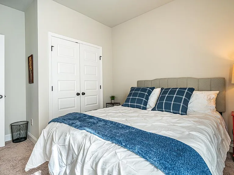 Tallulah Dr — Photo 48