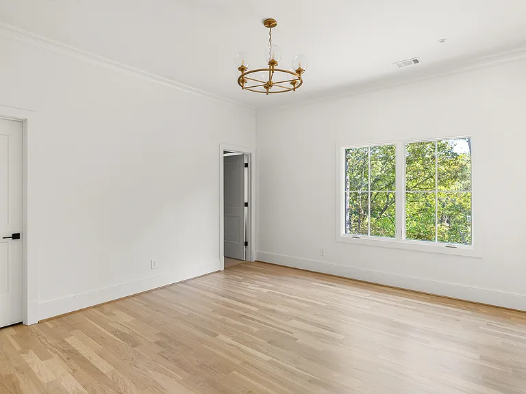 3290 Dunlop Ct NE — Photo 40