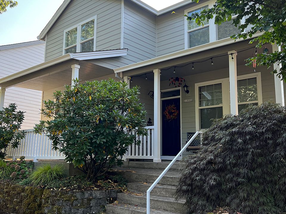 1st image of 21990 NE Chinook Way APT C