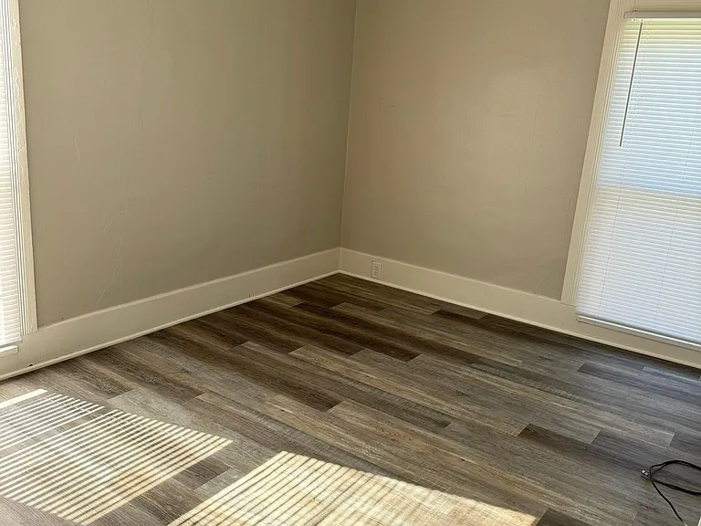 10 Norwood Ave #B — Photo 6