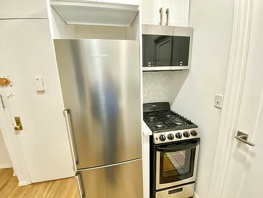 Rented by JM Preston Properties LLC | media 28