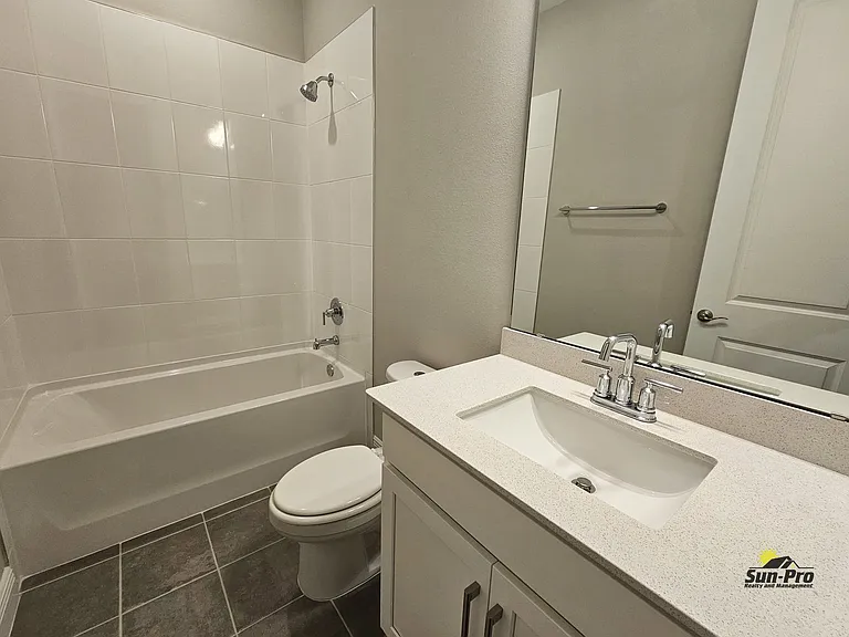 379 Birkdale Dr — Photo 30