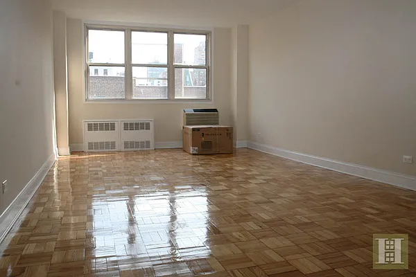 Rented by Halstead Real Estate | media 15