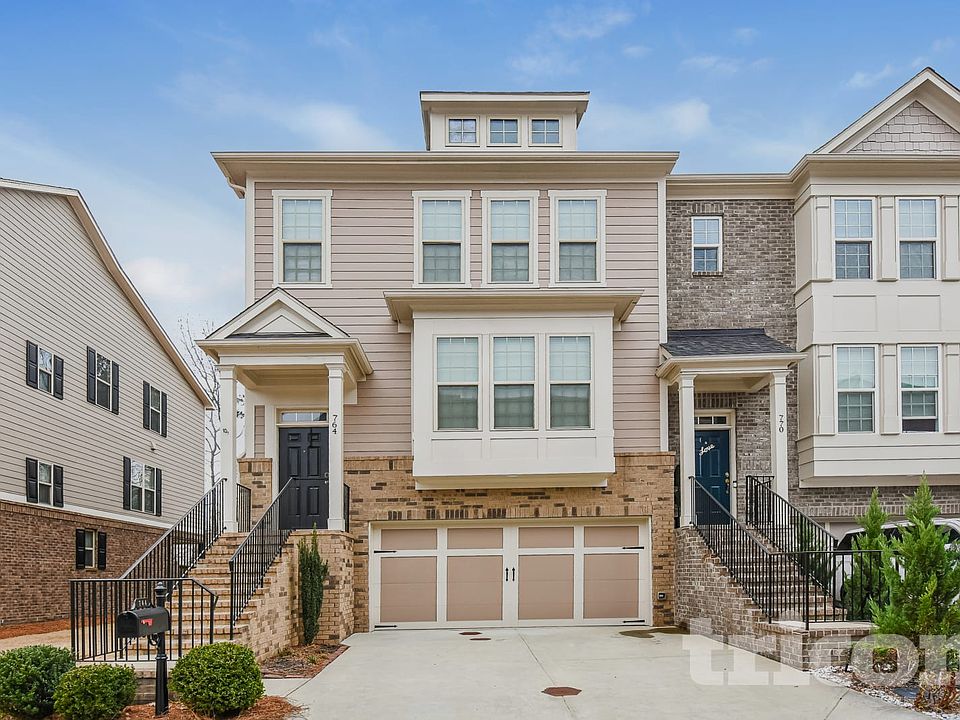 1st image of 764 Wexford Cove Way