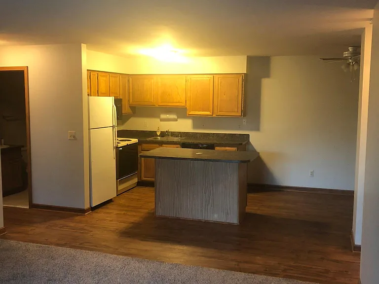 15350 Ashley Ct #35 — Photo 2