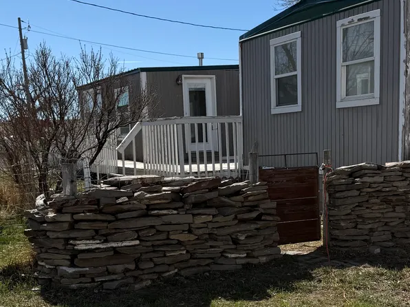 13 Angus Ranch Rd, Great Falls, MT 59404