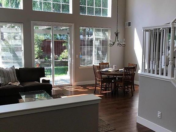 5th image of 812 Padova Dr