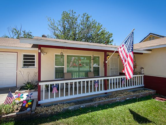 2nd image of 35247 Avenue D