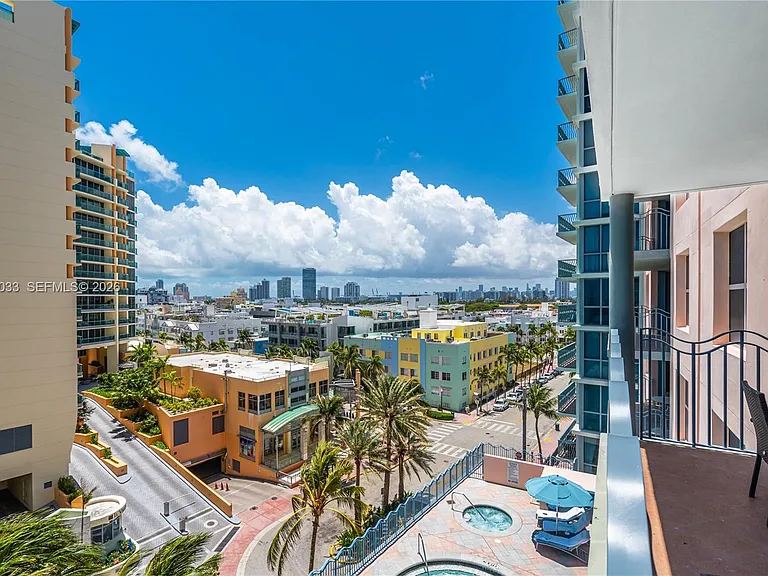 1500 Ocean Dr #704 — Photo 35