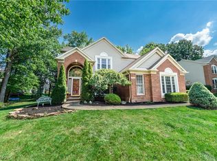 18541 Northrup Ln, Strongsville, OH