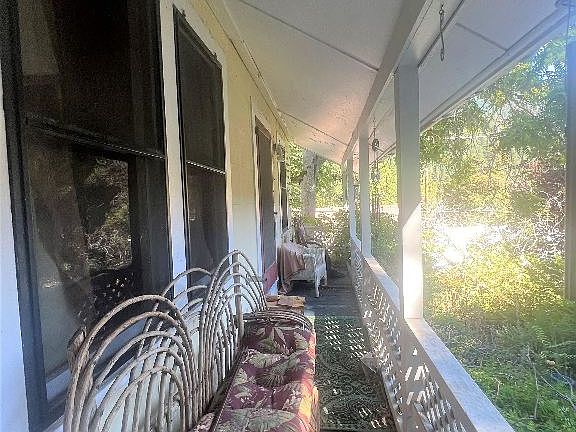 2nd image of 5933 Shasta Ave